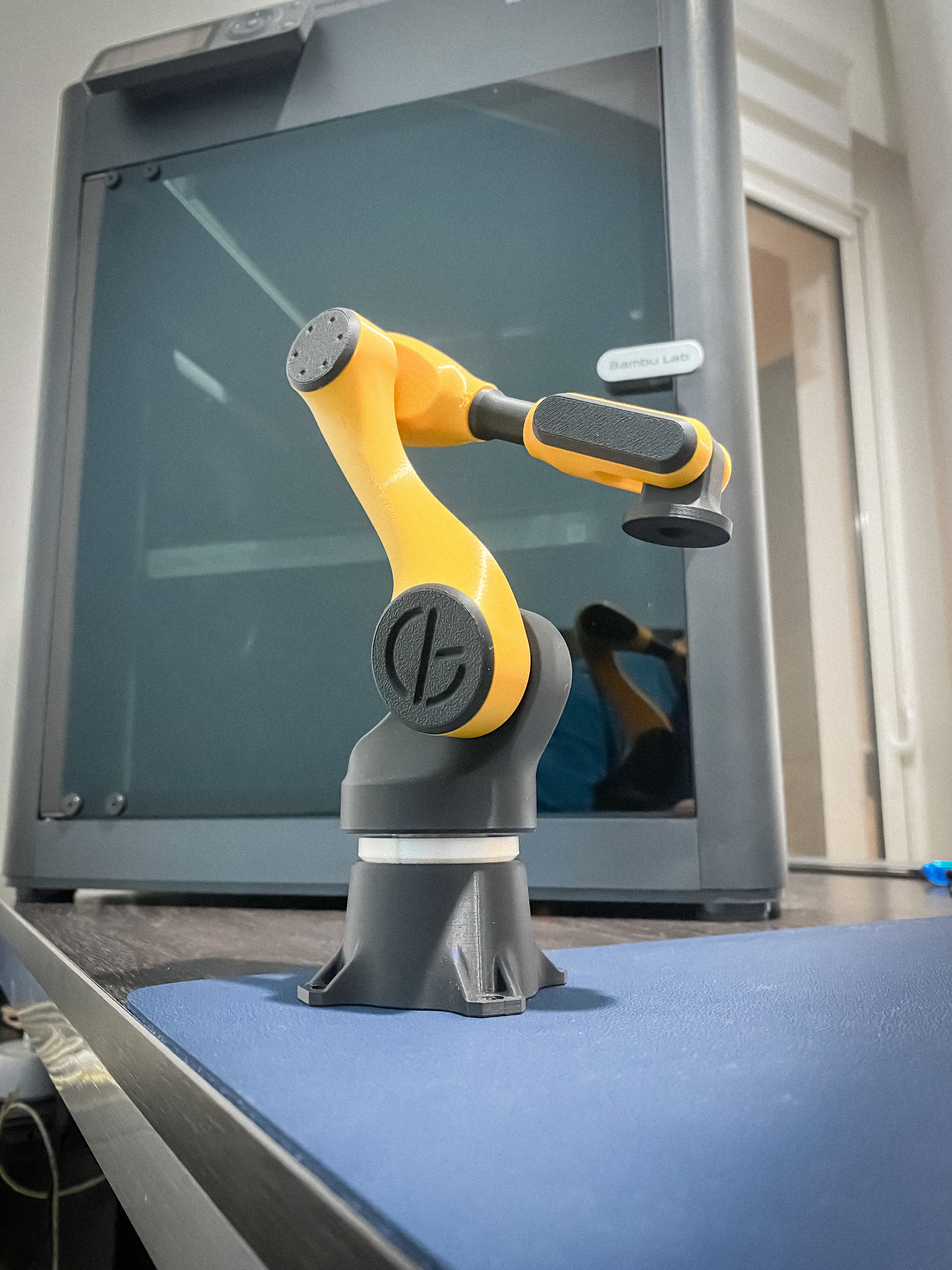 Multi-Purpose 6-Axis Articulating Robotic Arm 3D print model_17