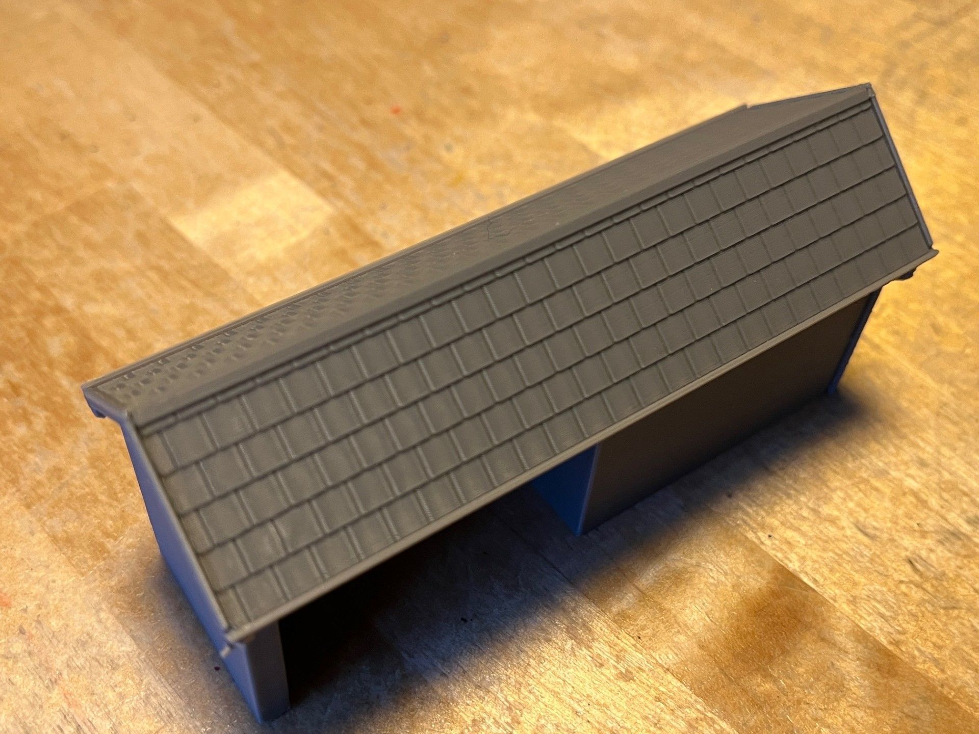 Model Railway Double Sided Platform Waiting Room 3D print model_18