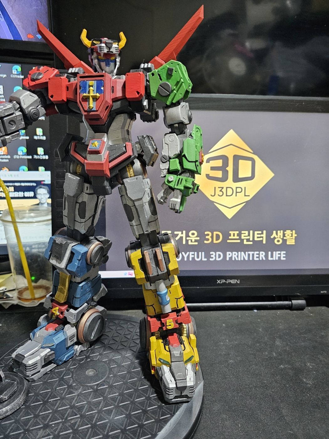 Voltron 3D print model_8