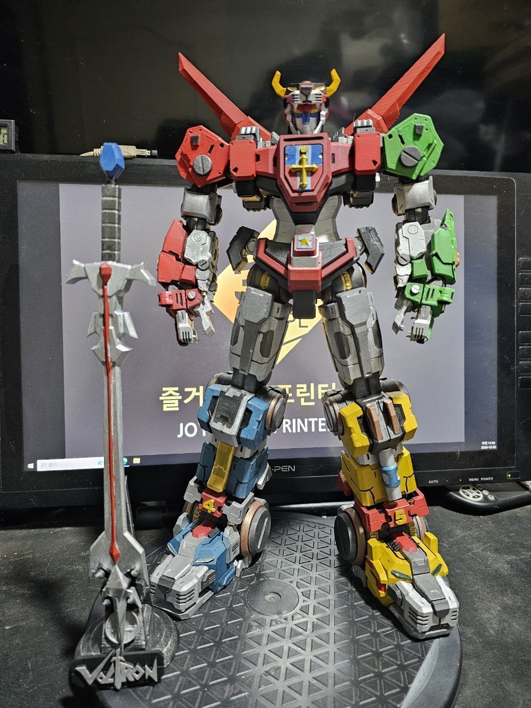 Voltron 3D print model_11