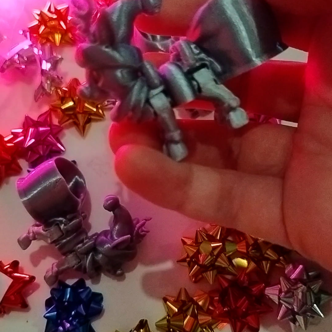 Flexy Happy Reindeer for a Modular Flying Train 3D print model_2