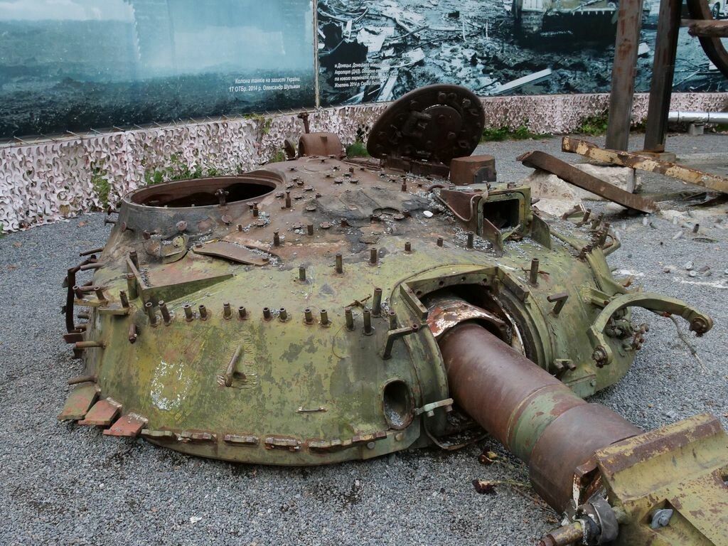 Photo Reference Military TANKS BTR Guns Metal Parts Vehicles Texture_36