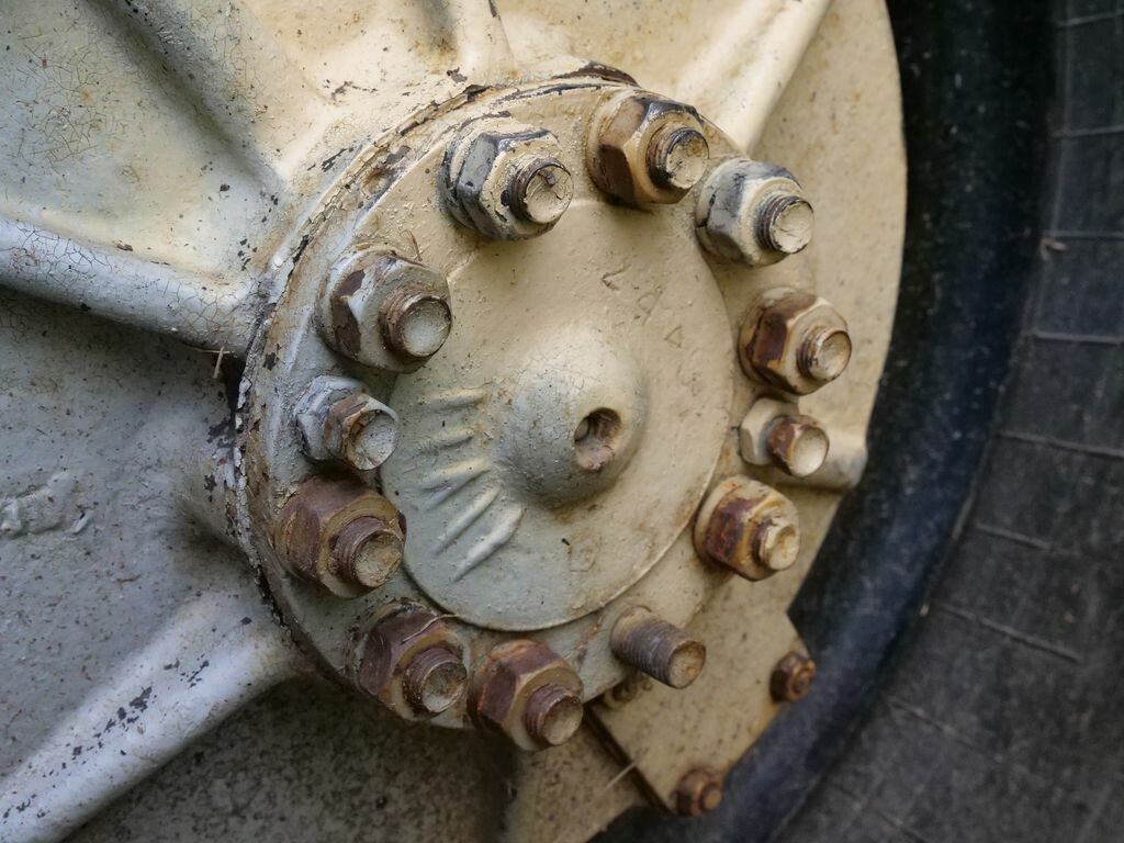 Photo Reference Military TANKS BTR Guns Metal Parts Vehicles Texture_14