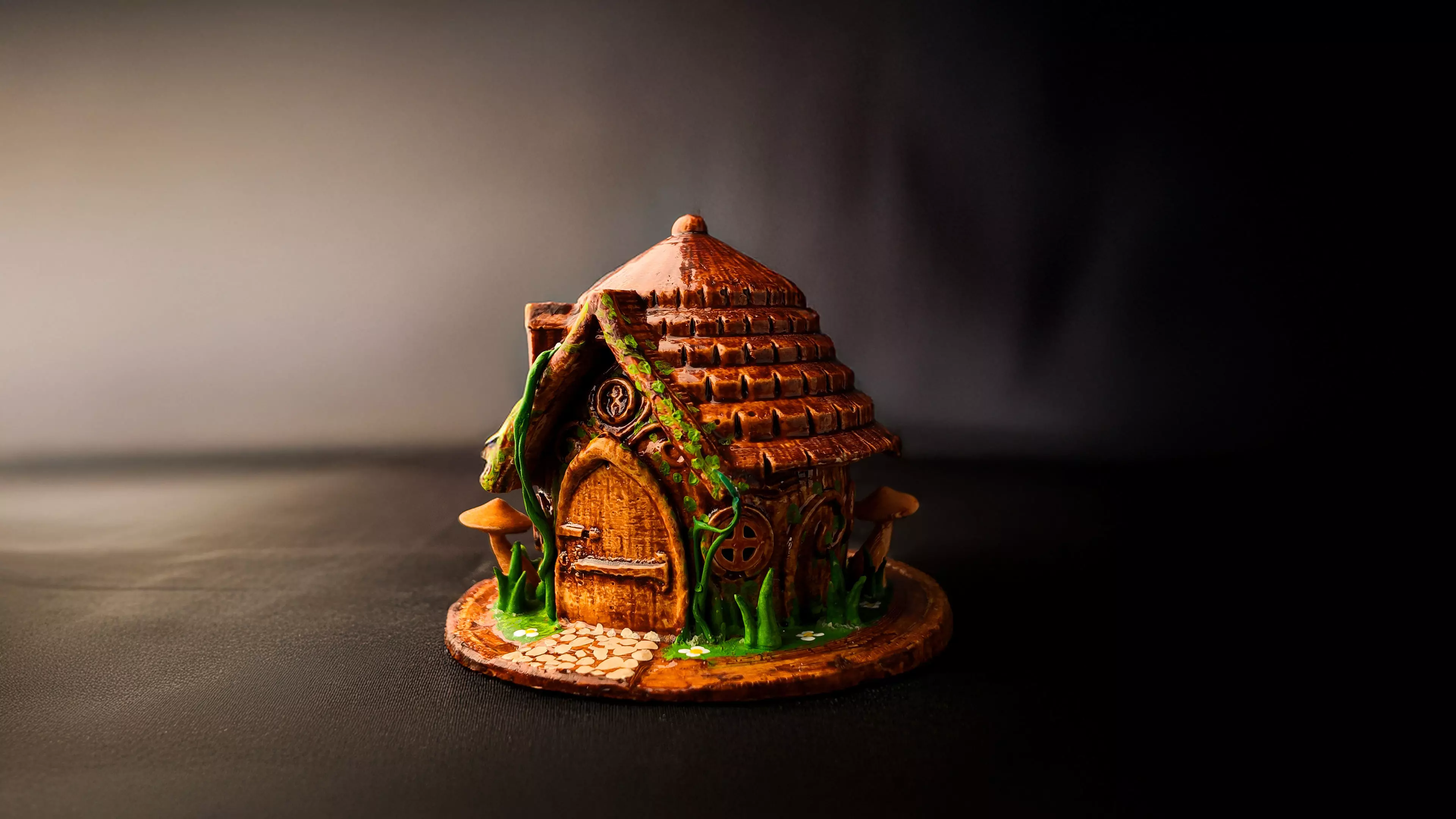 3D PRINTABLE CUTE DECORATIVE HOUSE 3D print model