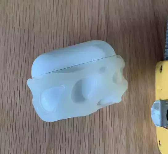 Aipod Case Fluid model 001