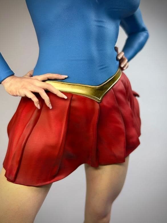 Supergirl statue 3D print model_10