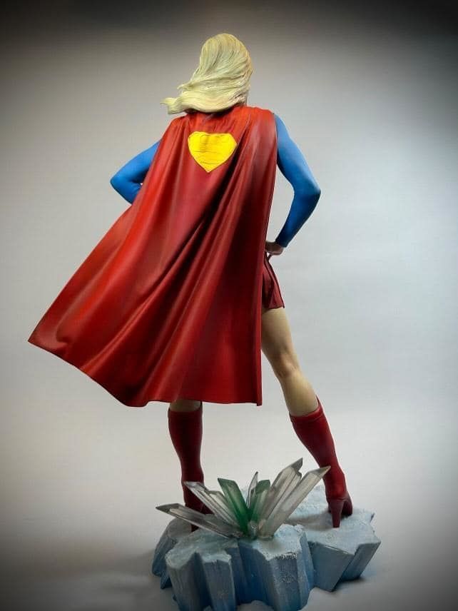 Supergirl statue 3D print model_9