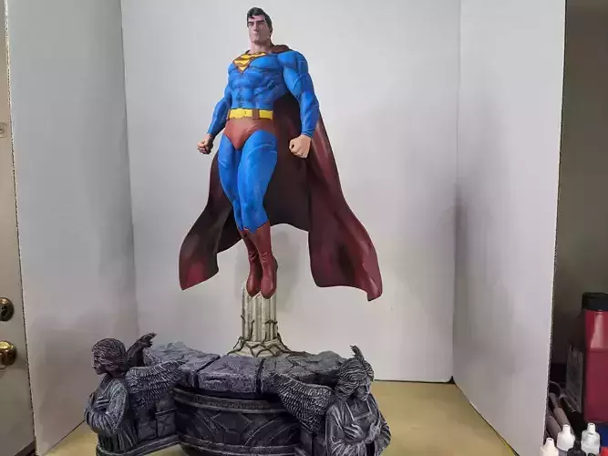 Superman Hush Statue - 3D Print File STL 3D print model Superman Hush Statue - 3D Print File STL 3D print model