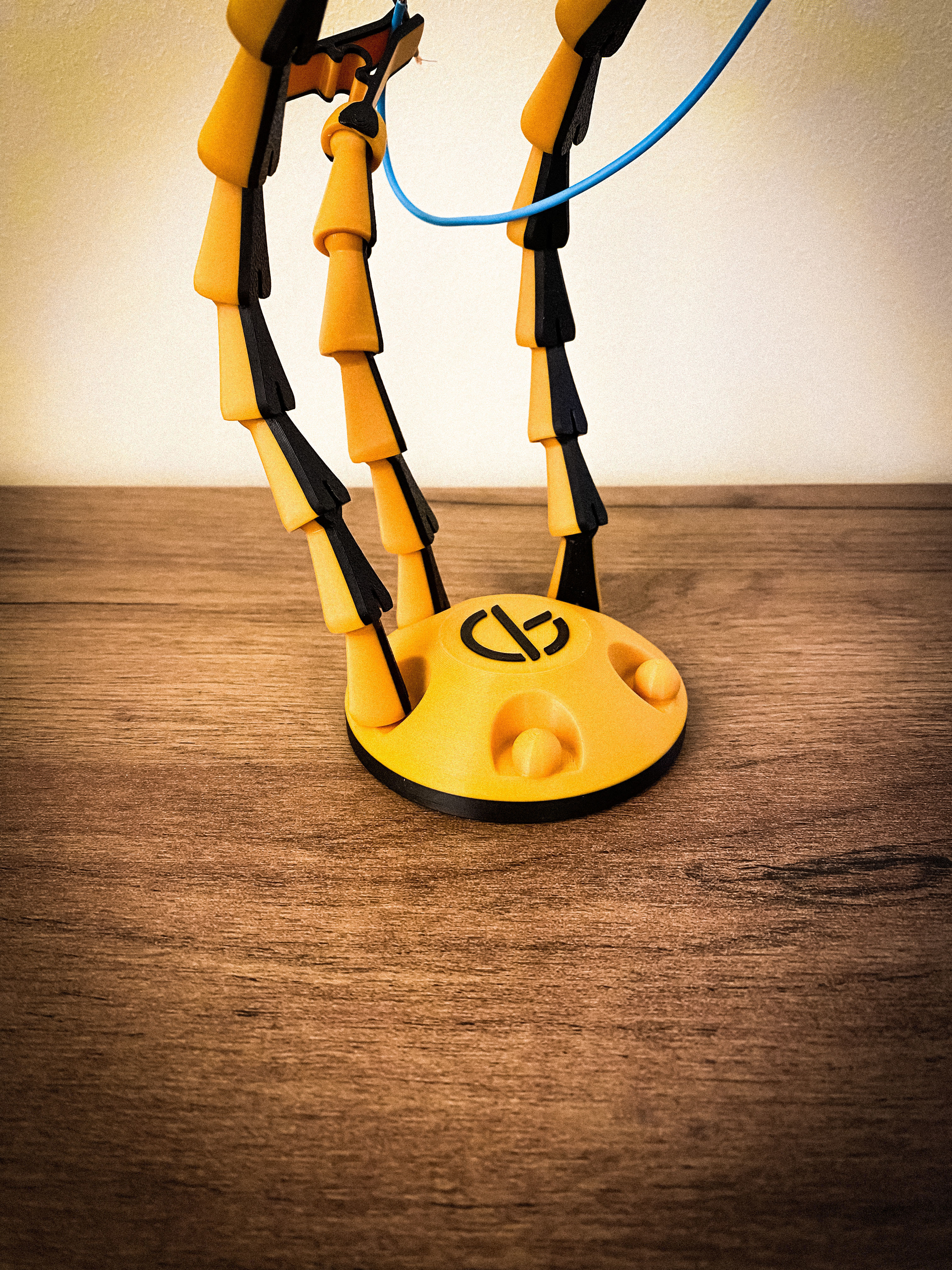 Helping Hands Cable Soldering Assistant 3D print model_1