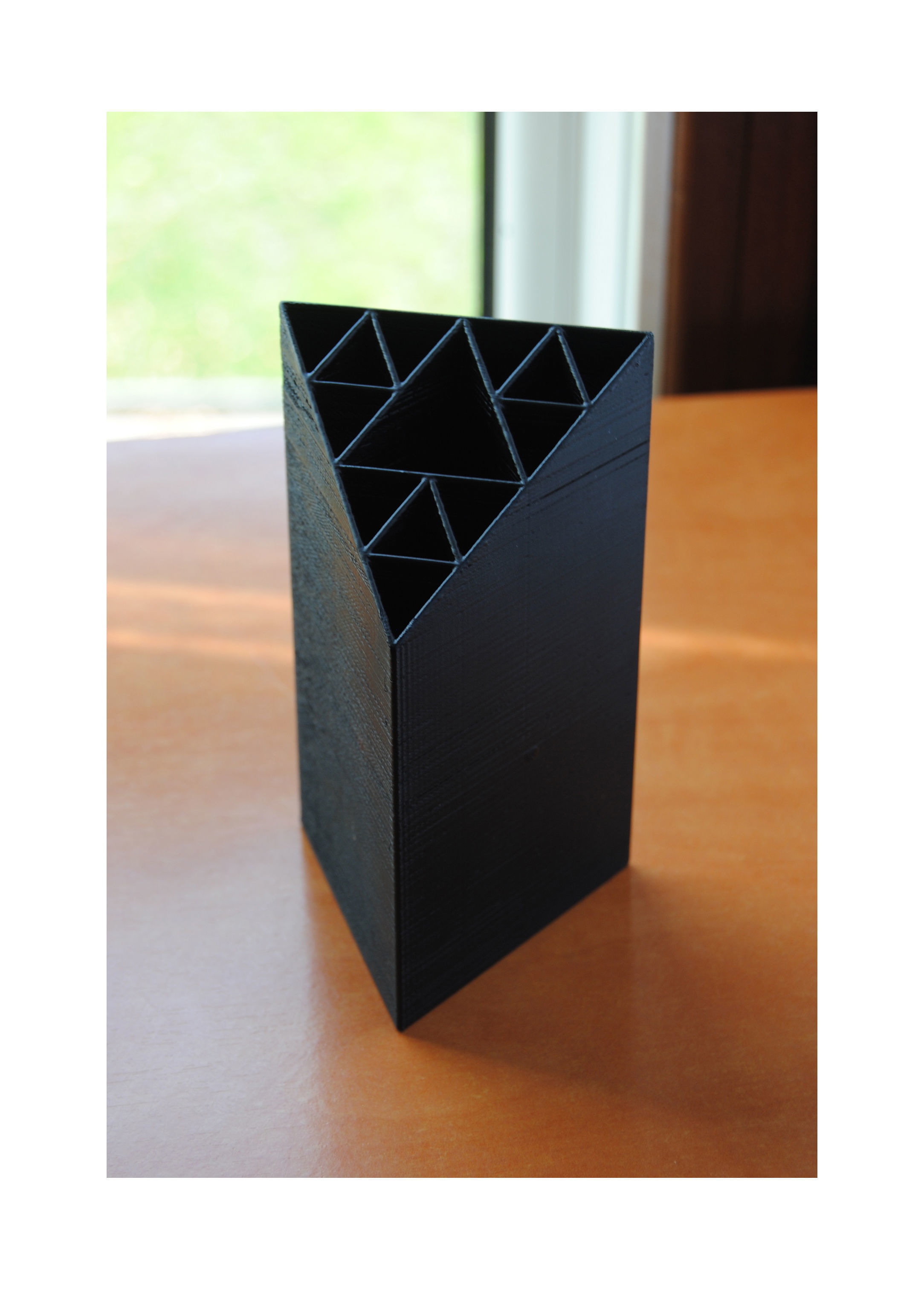 Sierpinski Gasket Penholder 3D print model_1