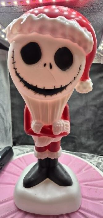 Santa Jack Skellington with hollowed for usb 3D print model_2