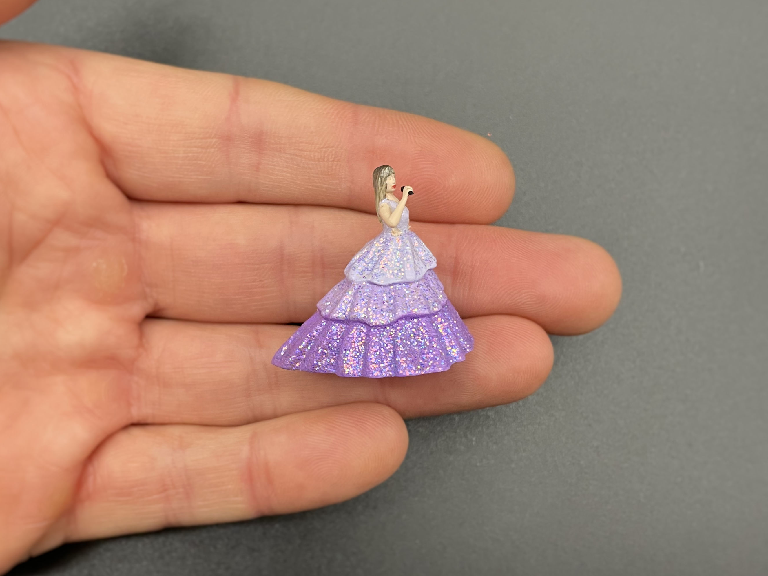 Taylor Swift Singing in Enchanted Flowing Dress Eras Tour 3D print model_2