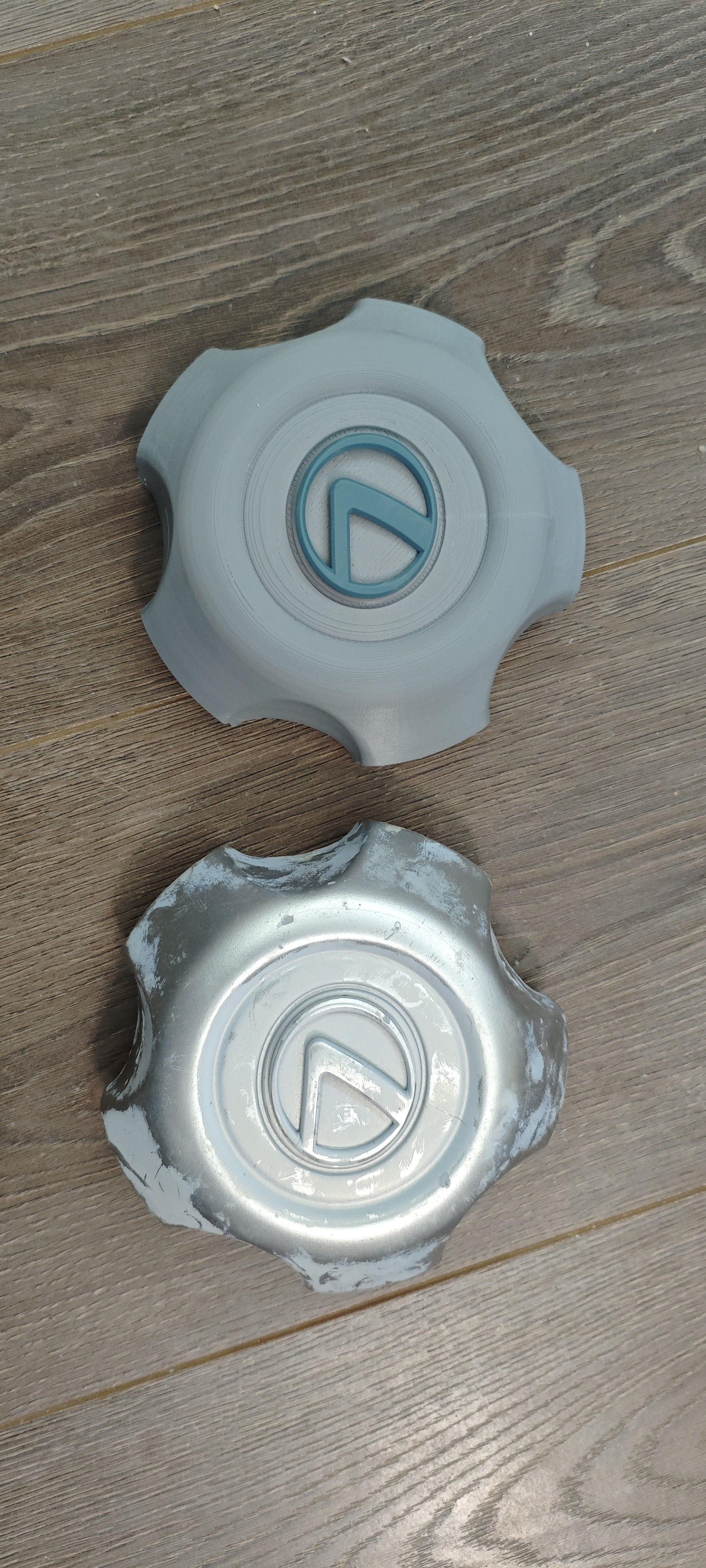 Lexus LX470 wheel center cap 42603-60600 3D print model_4