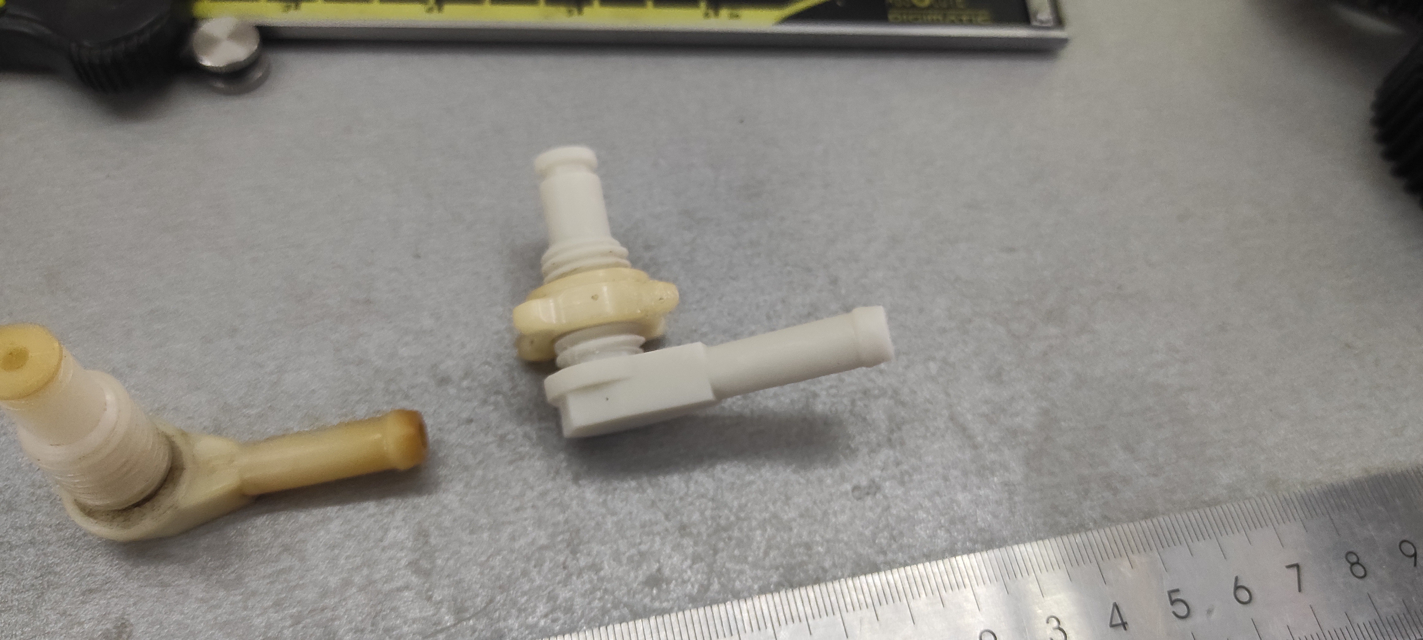 Fuel line connector for the Toyota Land Cruiser 100 series 3D print model_4