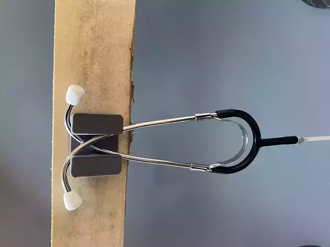 Holder Stethoscope 