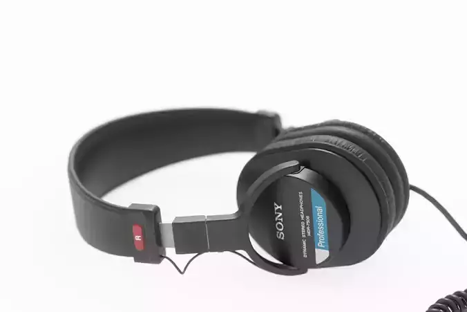 SONY MDR-7506 headphones