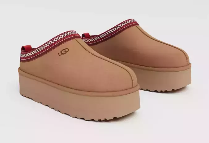 Slippers Ugg tasman platform Low-poly 3D model