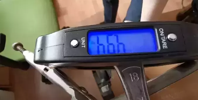 Cheap and simple aktuator