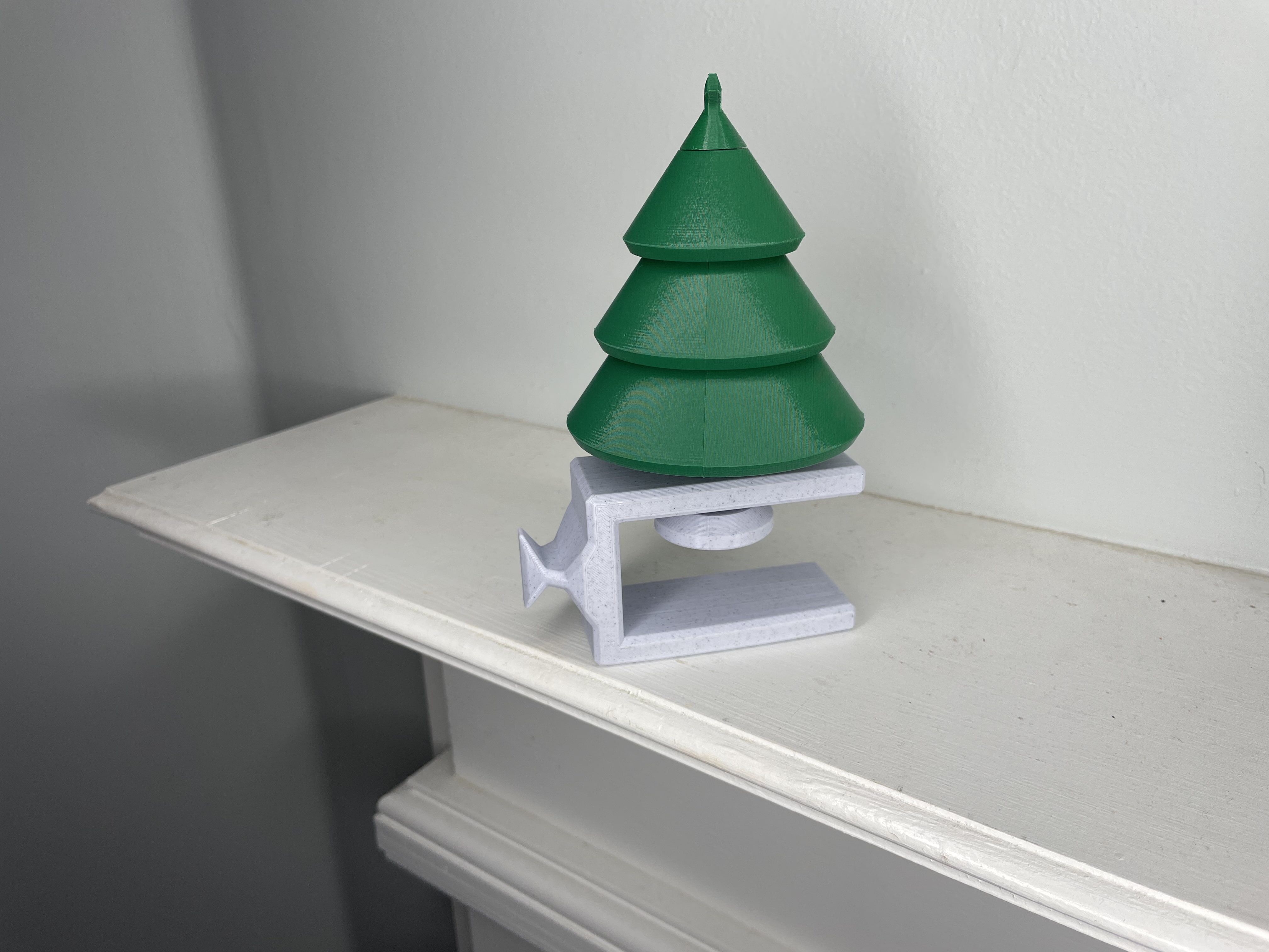 Clamping Christmas Tree Stocking Hanger Free 3D print model_3