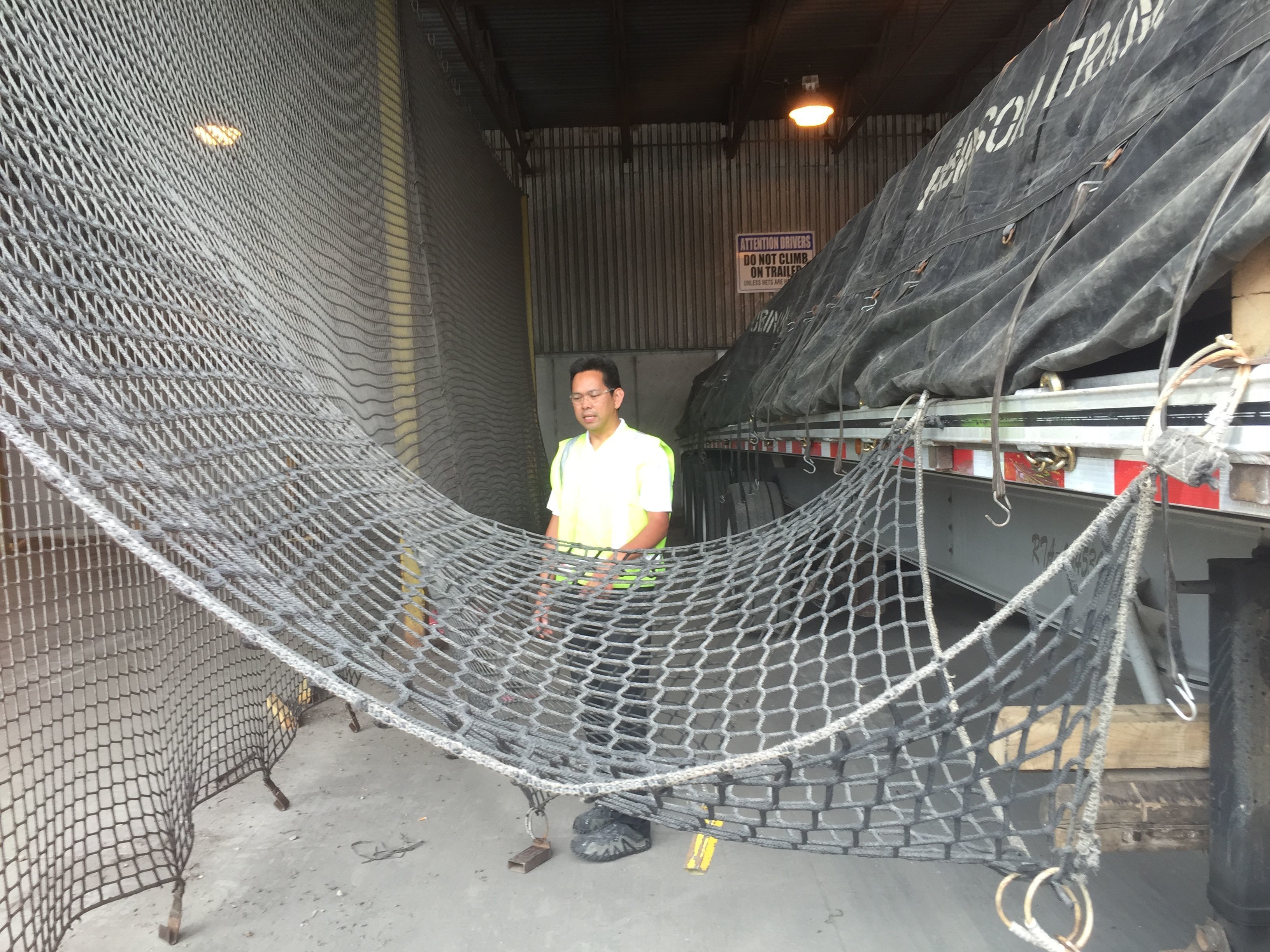 Truck garage 3D print model_8