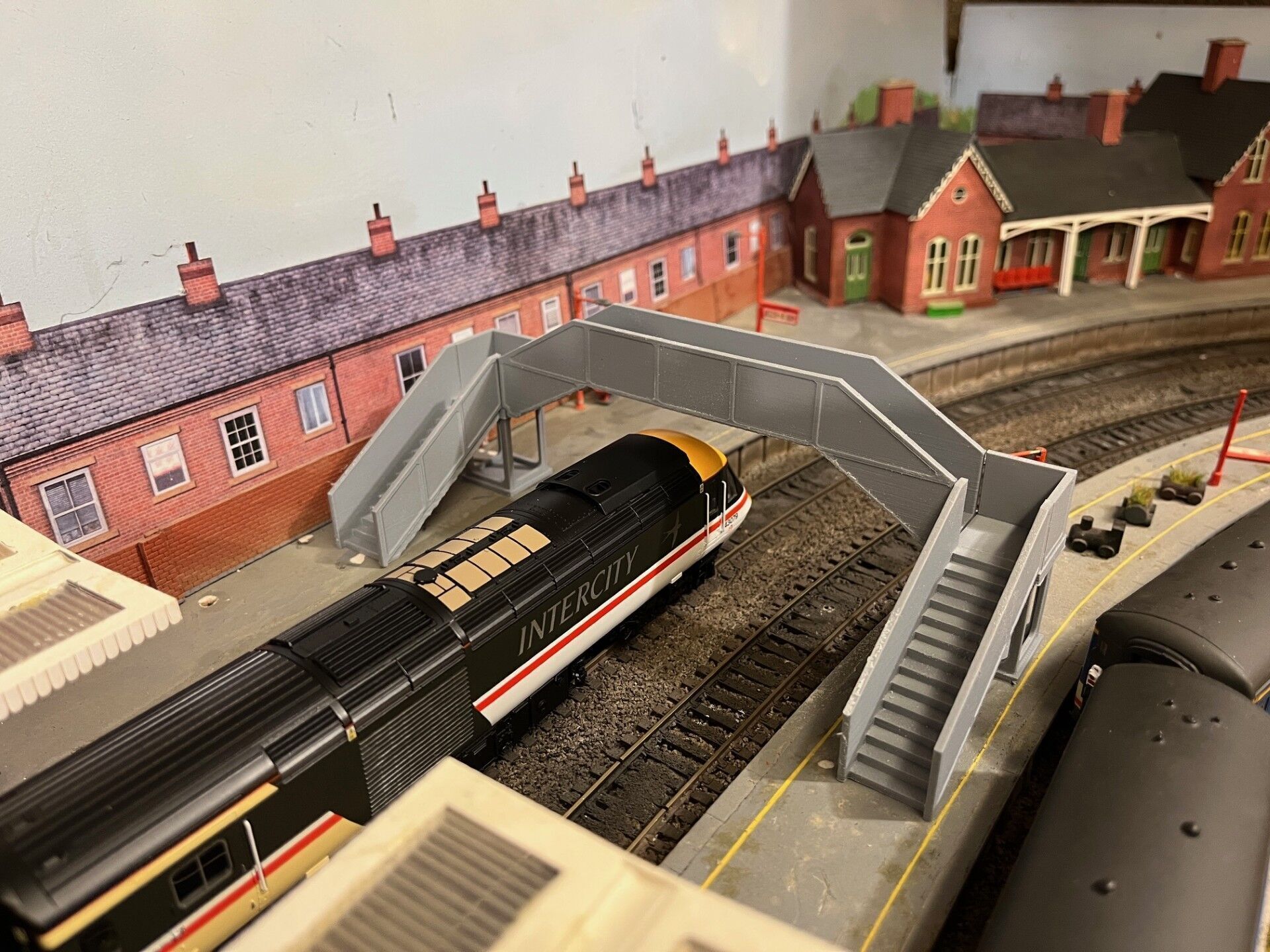 Model Railway Concrete Platform Footbridge 3D print model_1