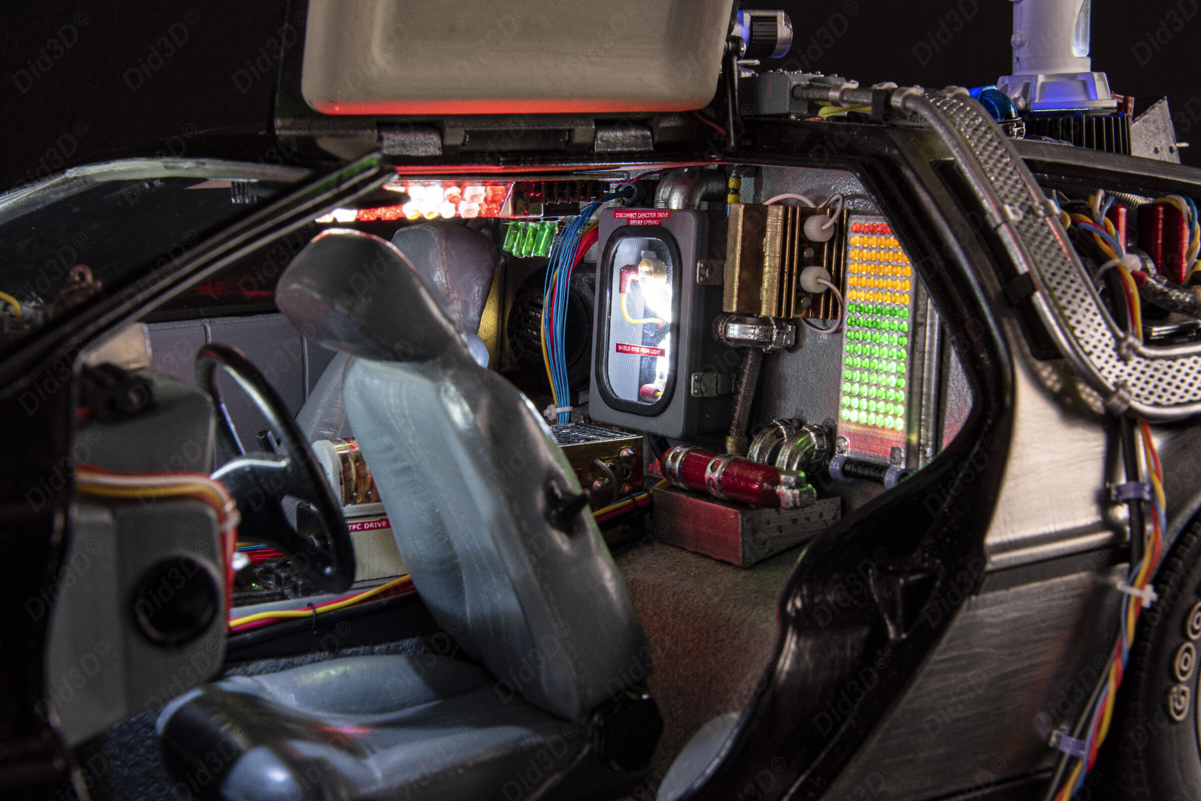 Flying DELOREAN V2 Animatronic 1-8 Scale 530mm 3D print model_17