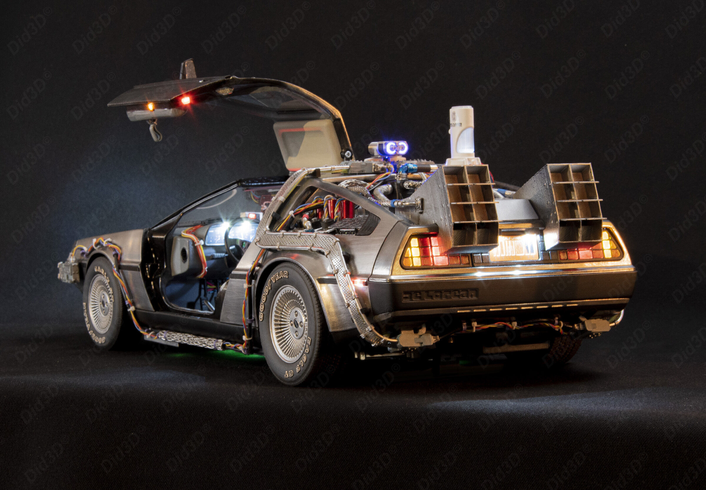 Flying DELOREAN V2 Animatronic 1-8 Scale 530mm 3D print model_2