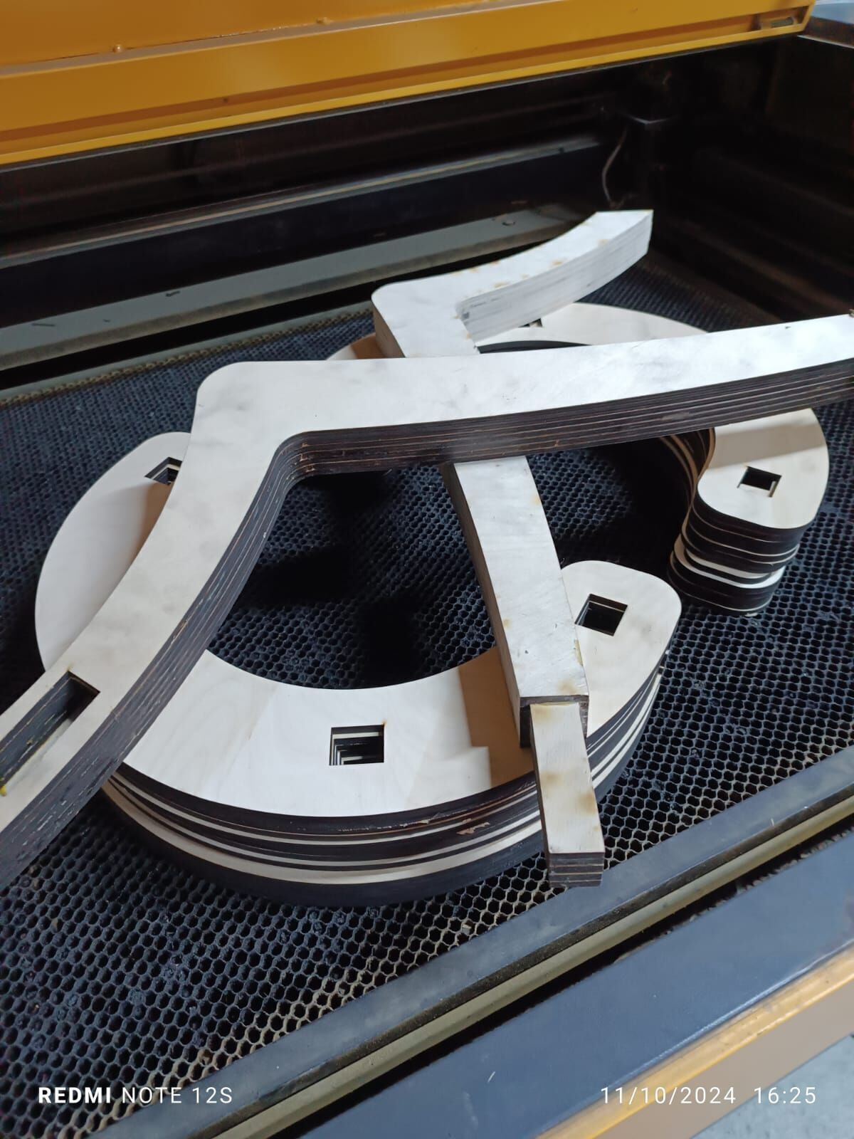 Living Room Table Laser Cut Plywood 3D print model_7