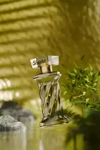 SCARLET PERFUME 3D MODEL