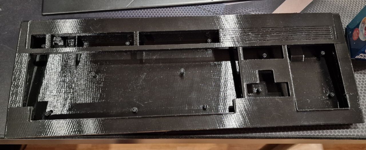 Amiga 4000 keyboard 3d printed enclosure 3D print model_19