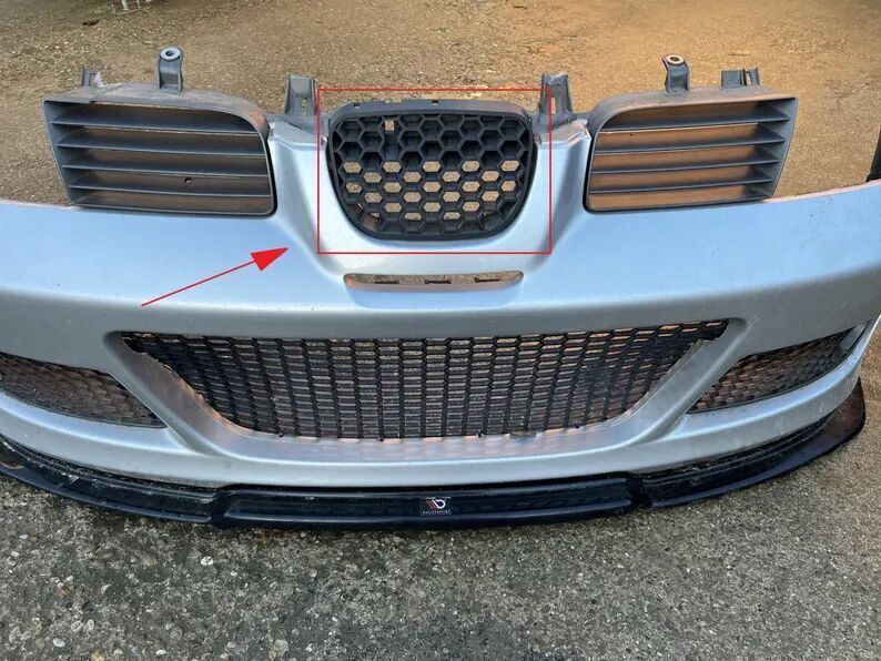 CENTRAL GRILLE SEAT LEON CUPRA MK1 3D print model_1