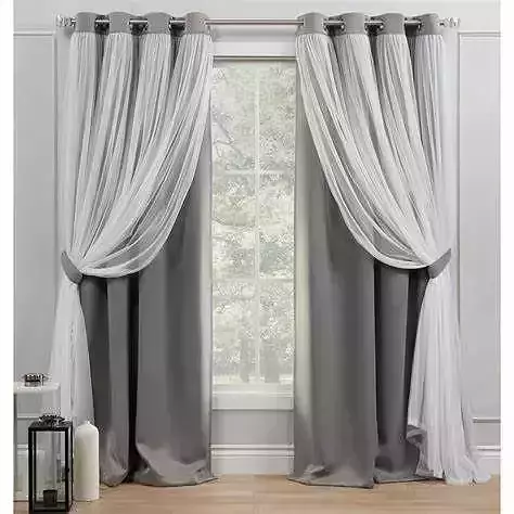 Curtains Low-poly 3D model