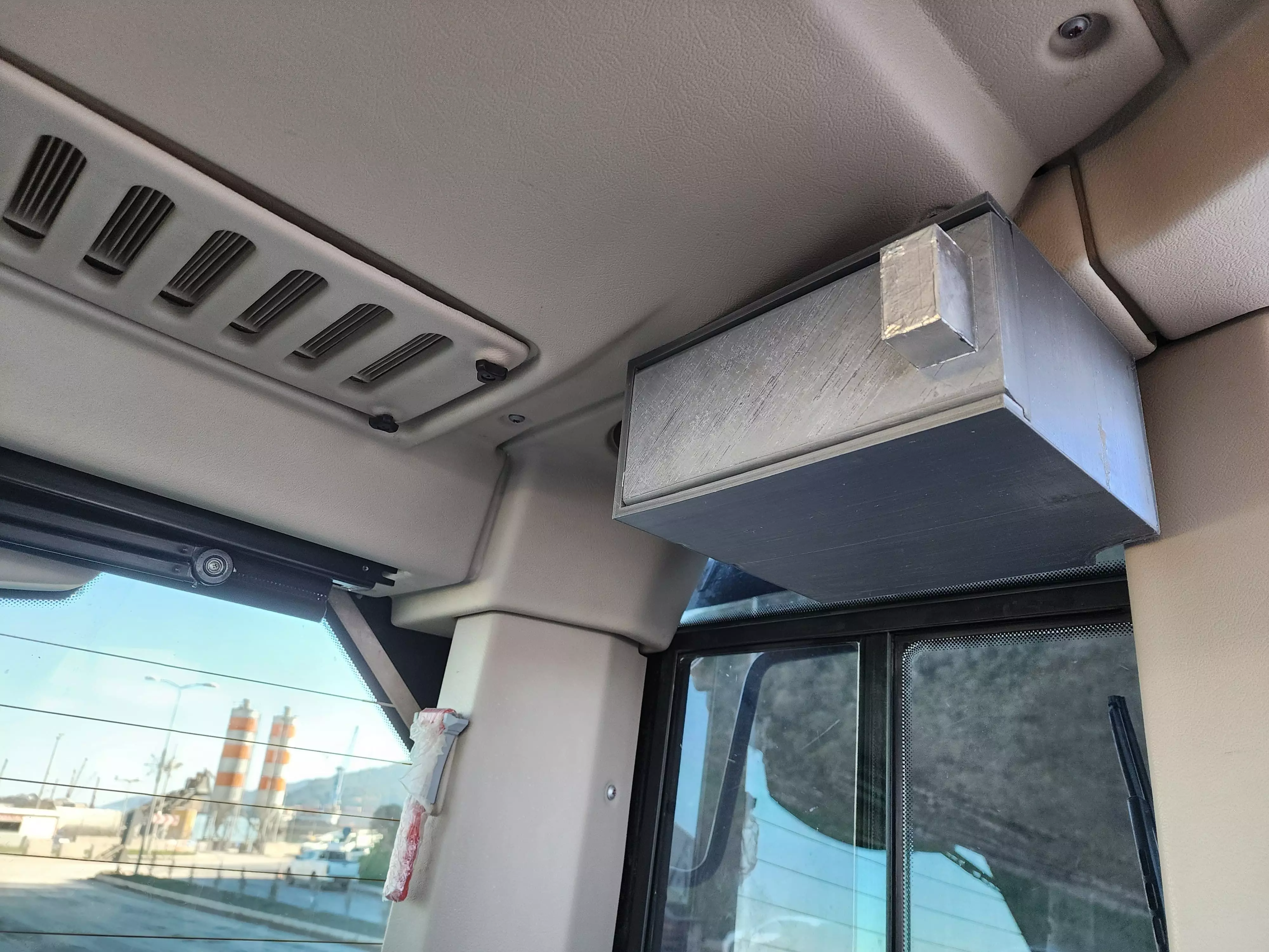 Cooling Cabinet and Storage for Hidromek HMK 600MG Grader 3D print model_0