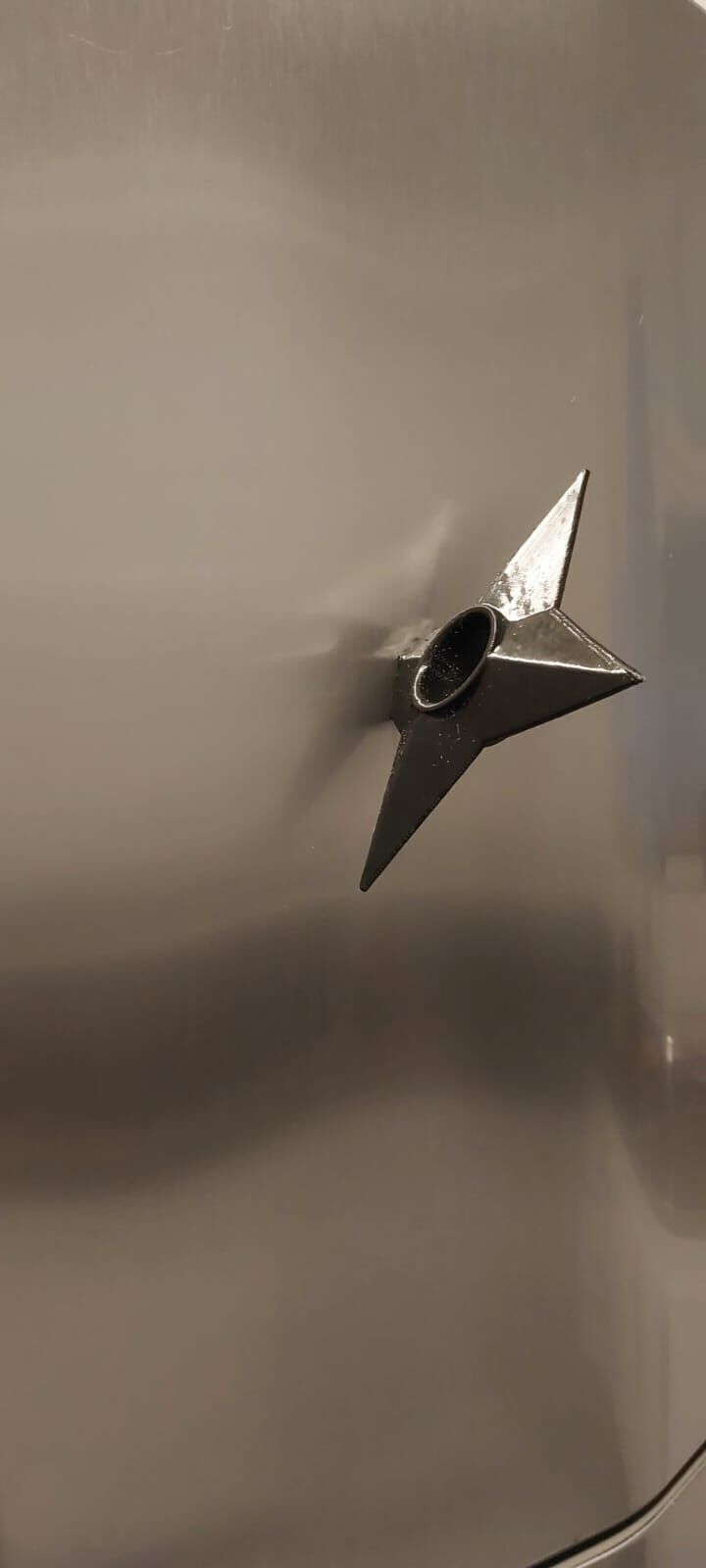 Shuriken fridge magnet 3D print model_2