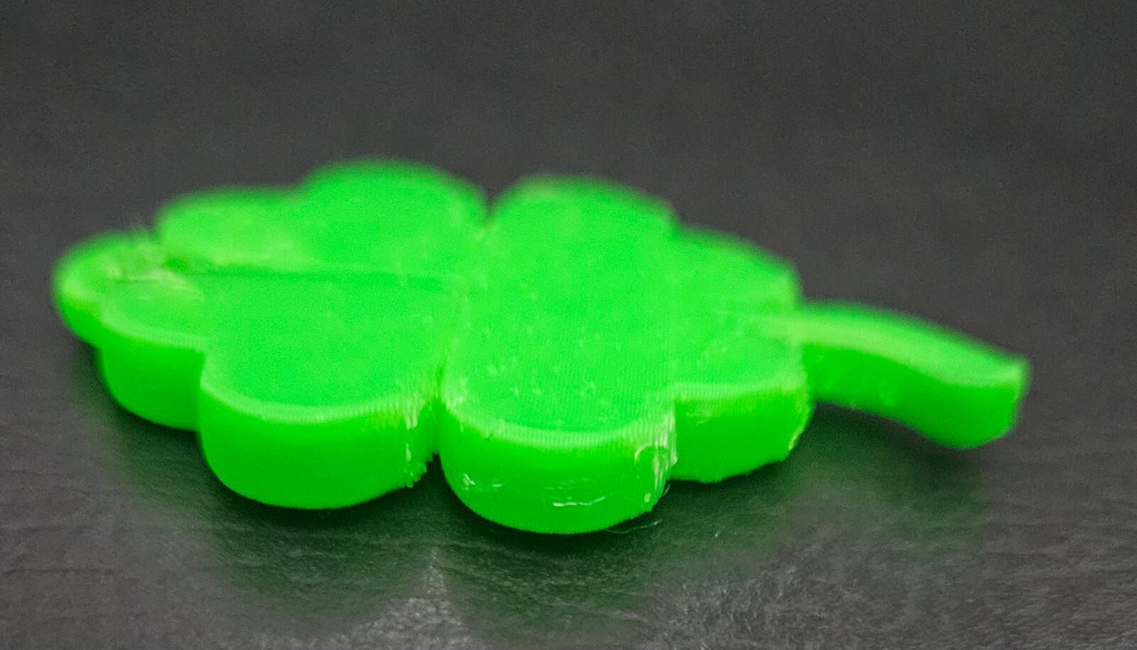 Clover Keychain 3D print model_6