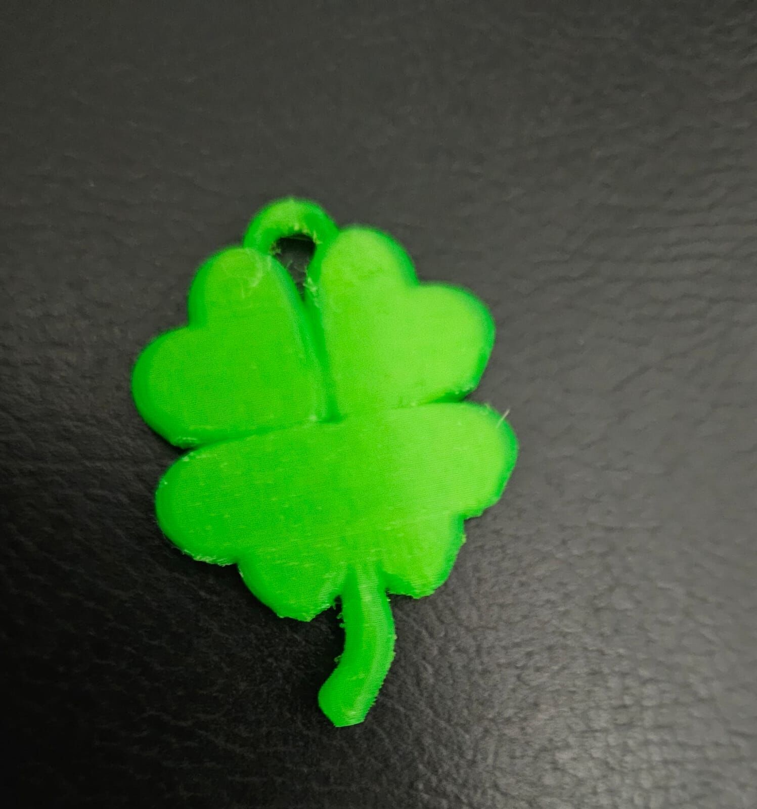 Clover Keychain 3D print model_12