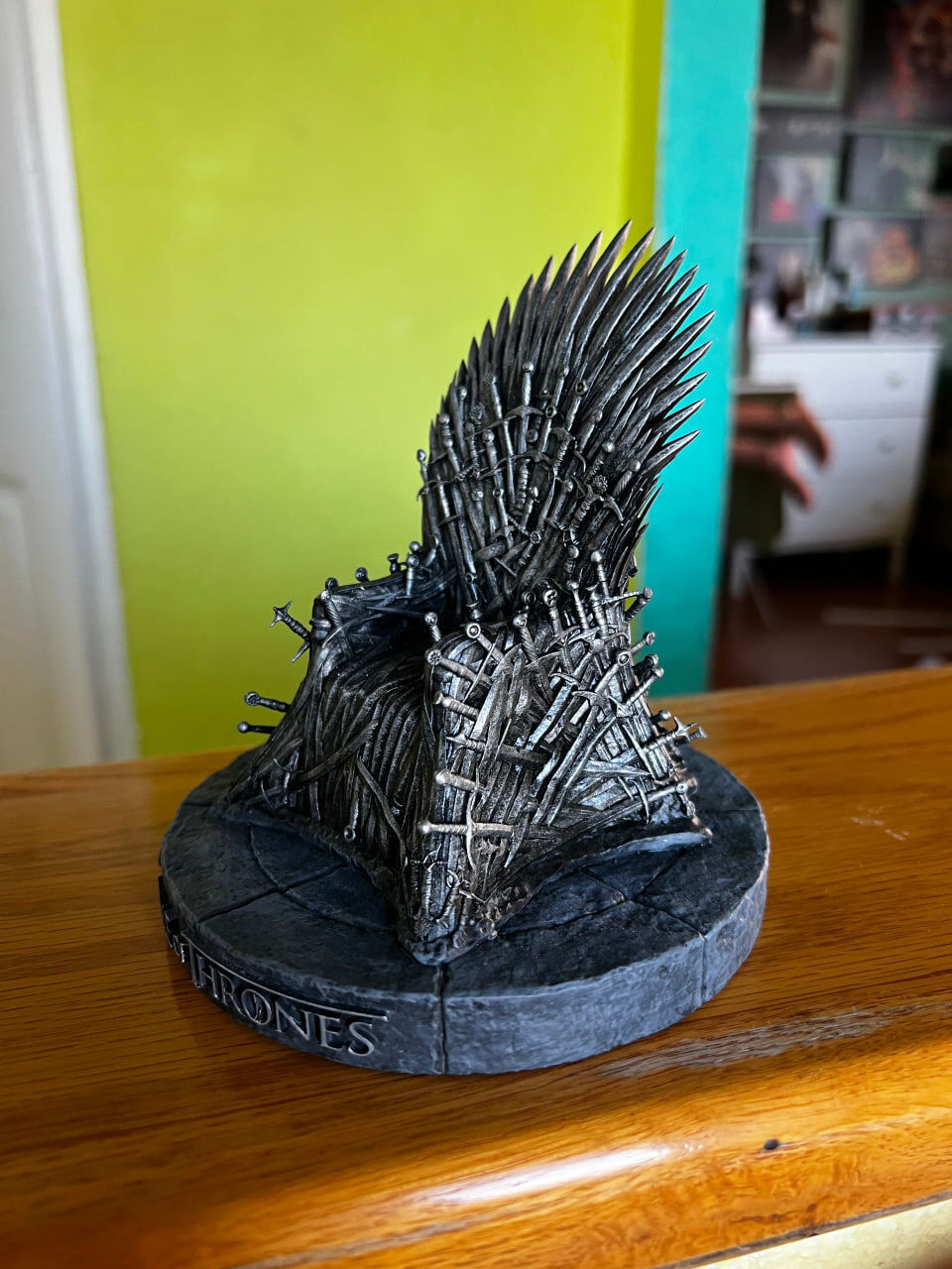 Iron Throne 3D print model_4