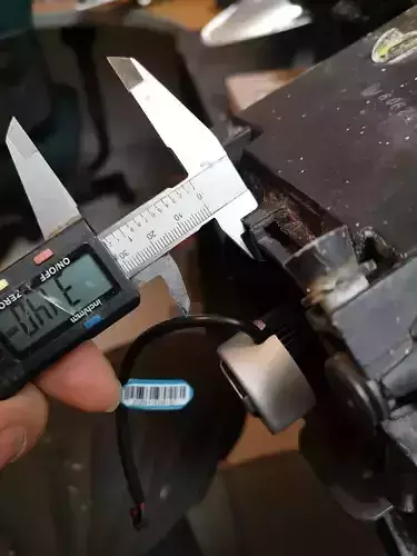 Mazda 6 headlight cover to LED H1