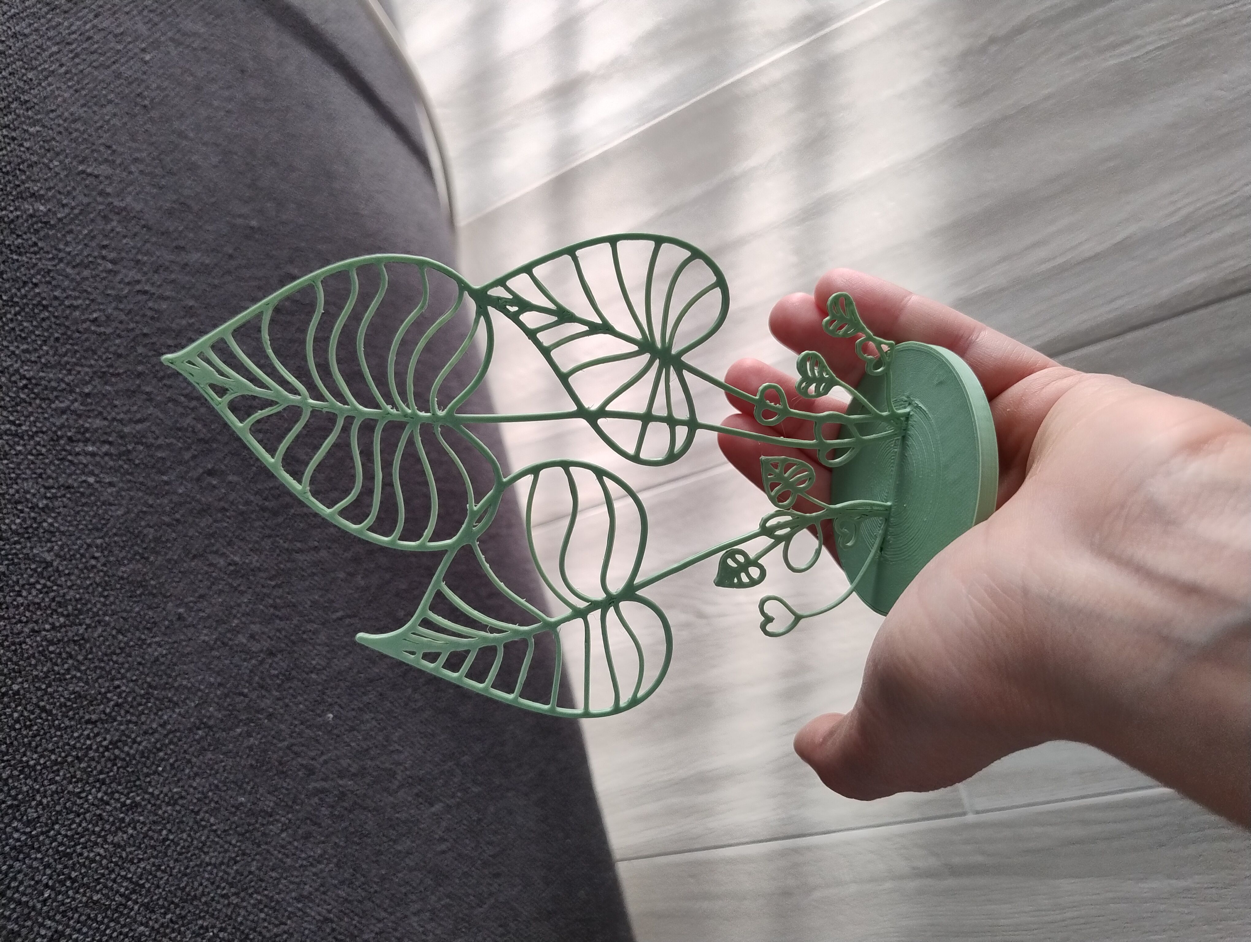 Decorative Heart Leaf Holder 3D print model_3