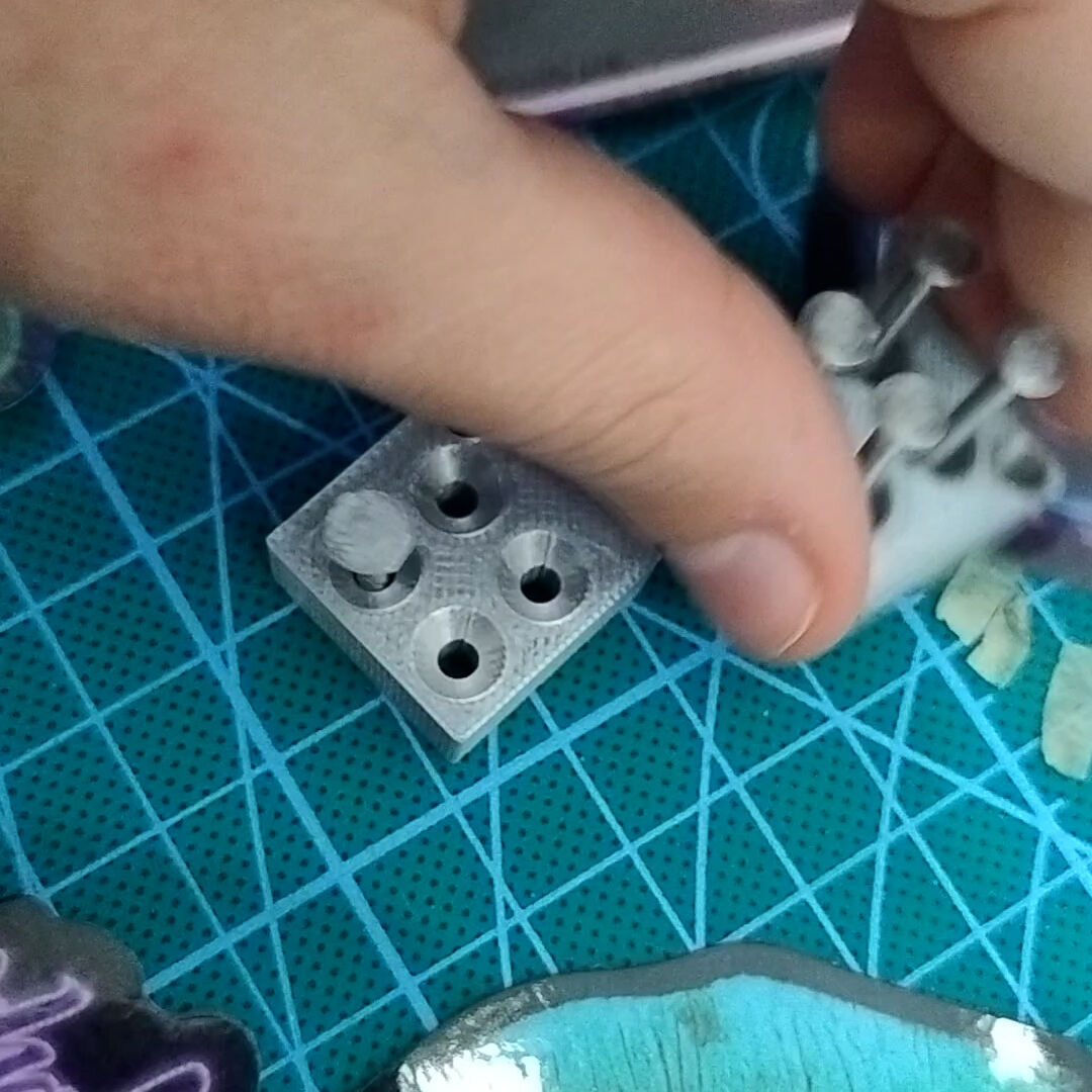 EcoFriendly Push-Pin Maker 3D print model_17