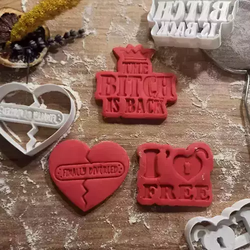 Divorced Cookie Cutter Set - Funny Divorce Figures