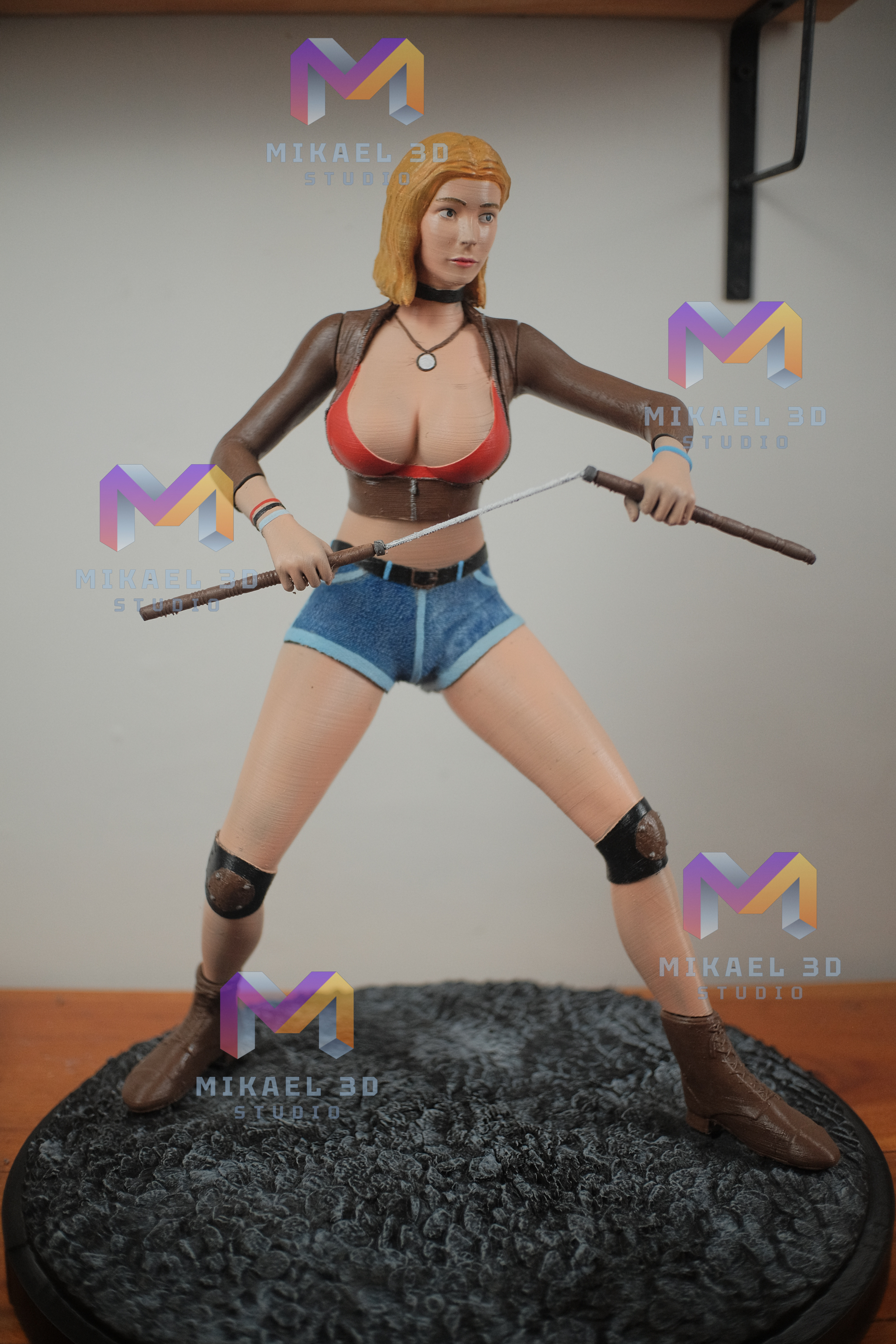 Weaponiser Woman 3D print model_5