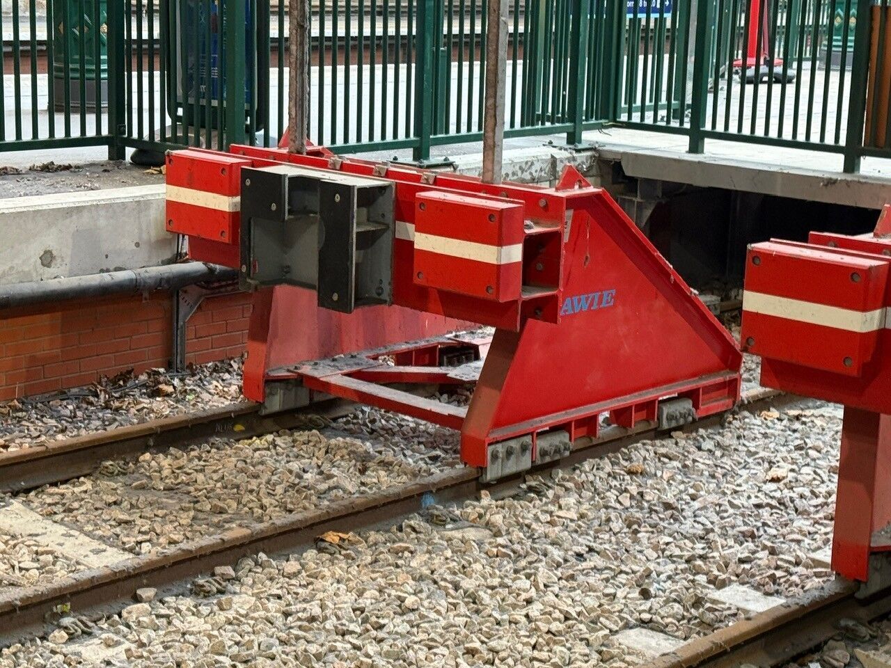 OO Model Railway Modern Friction Buffer Stops V1 3D print model_17