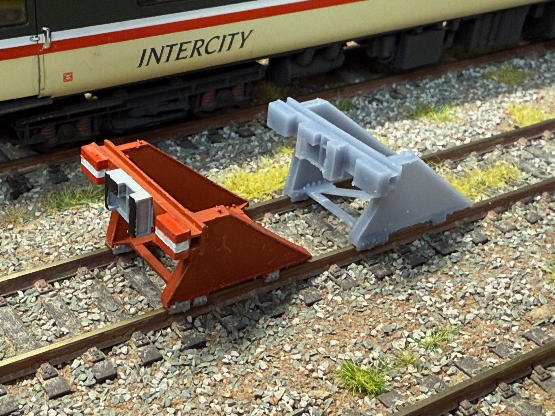 OO Model Railway Modern Friction Buffer Stops V1 3D print model_11