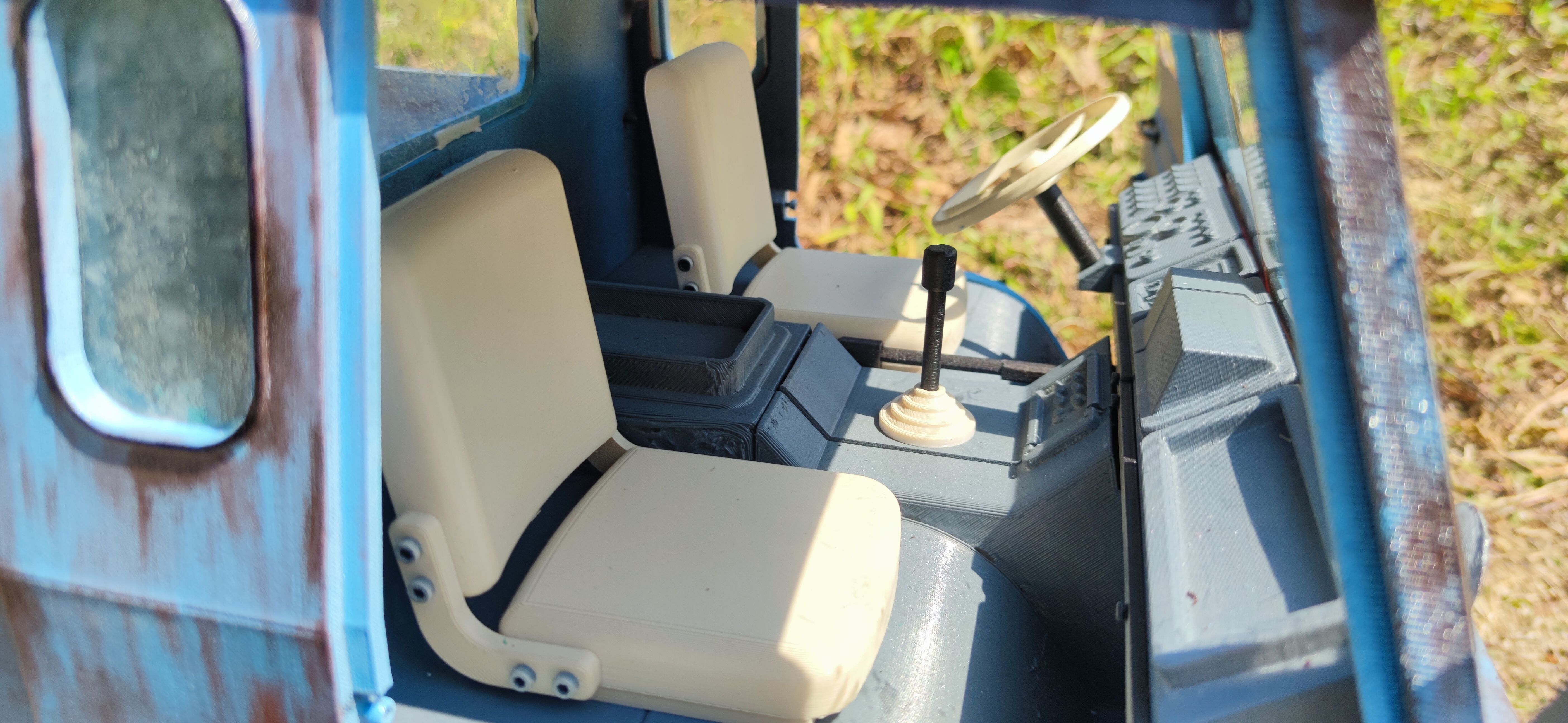 Crawler V306 Cab SCX6 - 1-6 RC body 3D print model_3