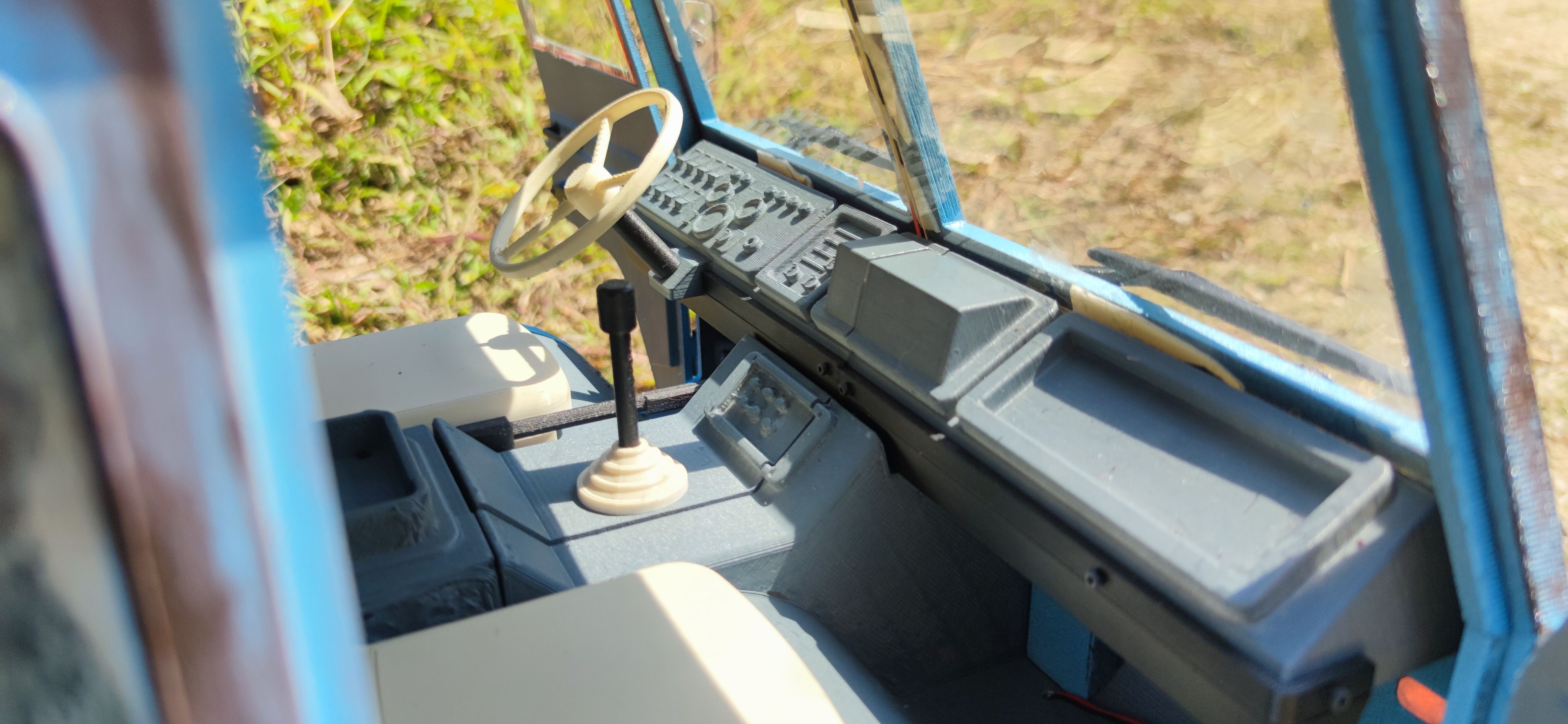 Crawler V306 Cab SCX6 - 1-6 RC body 3D print model_2