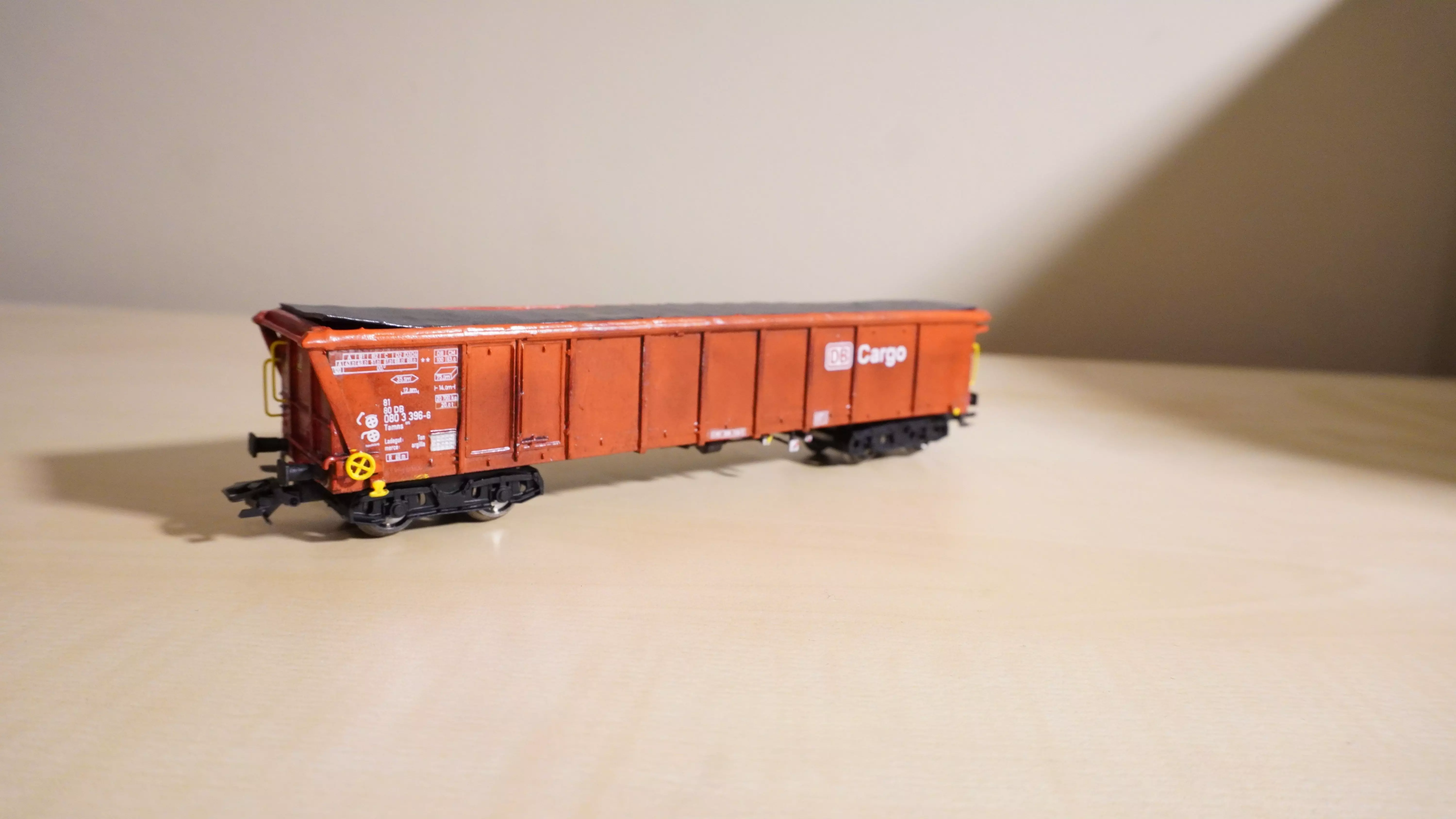 Pre supported H0 1-87 scale Tamns 893 freight car 3D print model_0