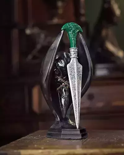 The Raven Spirit - Bellatrix Dagger - Harry Potter Inspired
