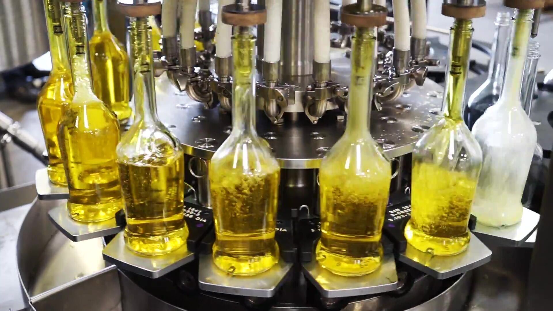 Three in One Rotary Filling Machine 18 Heads 3D model_9