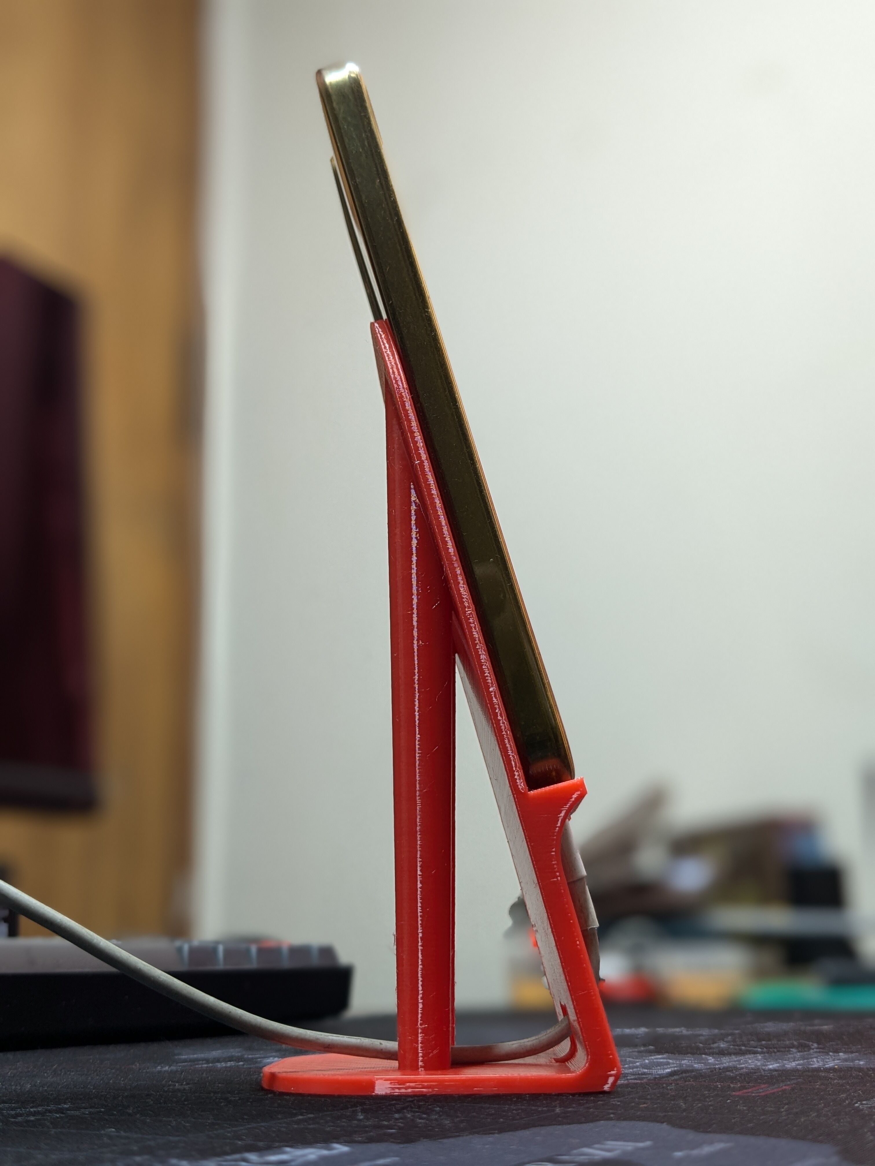 3D Printed Phone Stand with Detachable USB-C Charging Free 3D print model_2